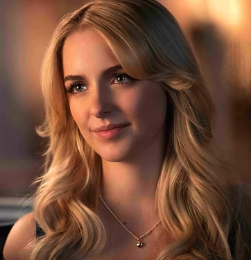 Gwen as McKenna Grase